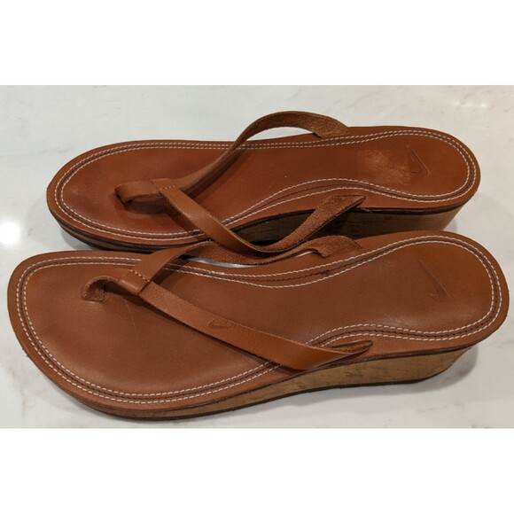 Women's NIKE Brown Leather Wedge Heel Flip-Flop Summer Beachy Sandals SZ 9 - Picture 7 of 8